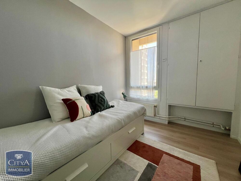 location Appartement - 3 pièce(s) - 64 m² Élancourt (78990)