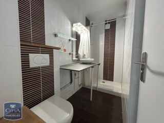  Appartement à louer 2 pièces 31 m²
