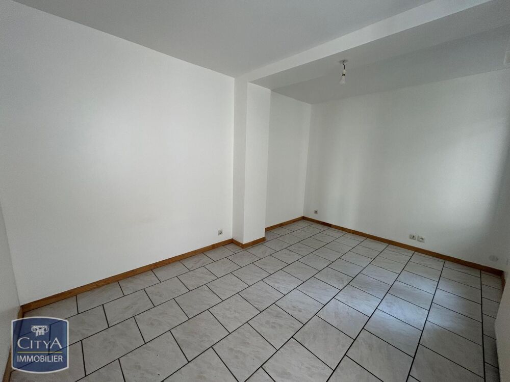 location Appartement - 3 pièce(s) - 65 m² Sedan (08200)