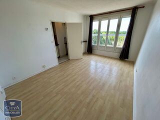  Appartement à louer 1 pièce 28 m²