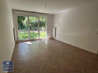  Appartement à louer 2 pièces 43 m²