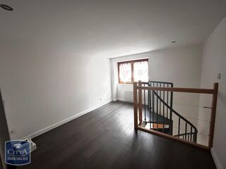  Appartement à louer 1 pièce 25 m²