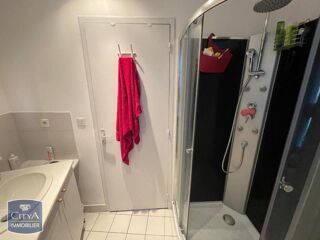  Appartement à louer 3 pièces 51 m²