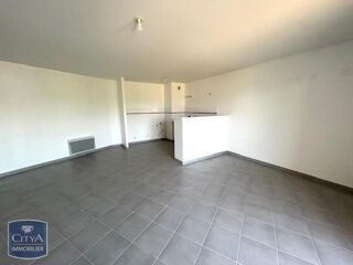  Appartement à louer 3 pièces 75 m²