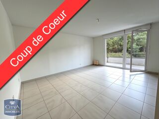  Appartement à louer 5 pièces 87 m²