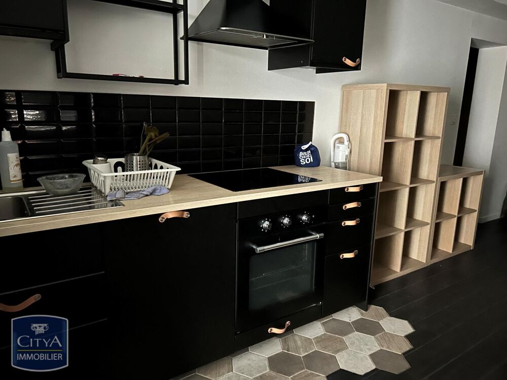Gare - À LOUER : Découvrez cet appartement rénové T3 sit....