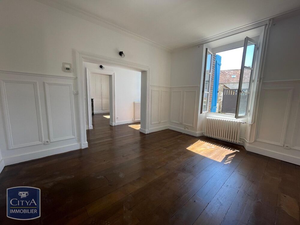 location Maison - 6 pièce(s) - 147 m² Gas (28320)