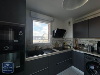  Appartement à louer 3 pièces 65 m²
