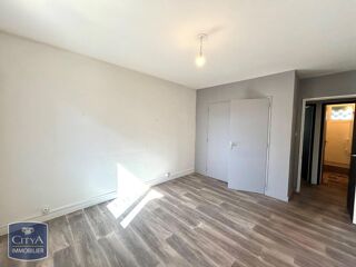location Appartement - 3 pièce(s) - 59 m² Fraisses (42490)