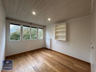  Appartement � louer 3 pi�ces 79 m�