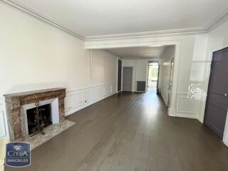  Maison à louer 6 pièces 137 m²