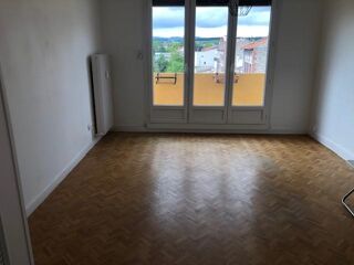 Appartement à louer 3 pièces 65 m²