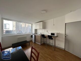  Appartement à louer 2 pièces 27 m²