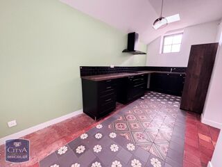  Appartement à louer 4 pièces 102 m²