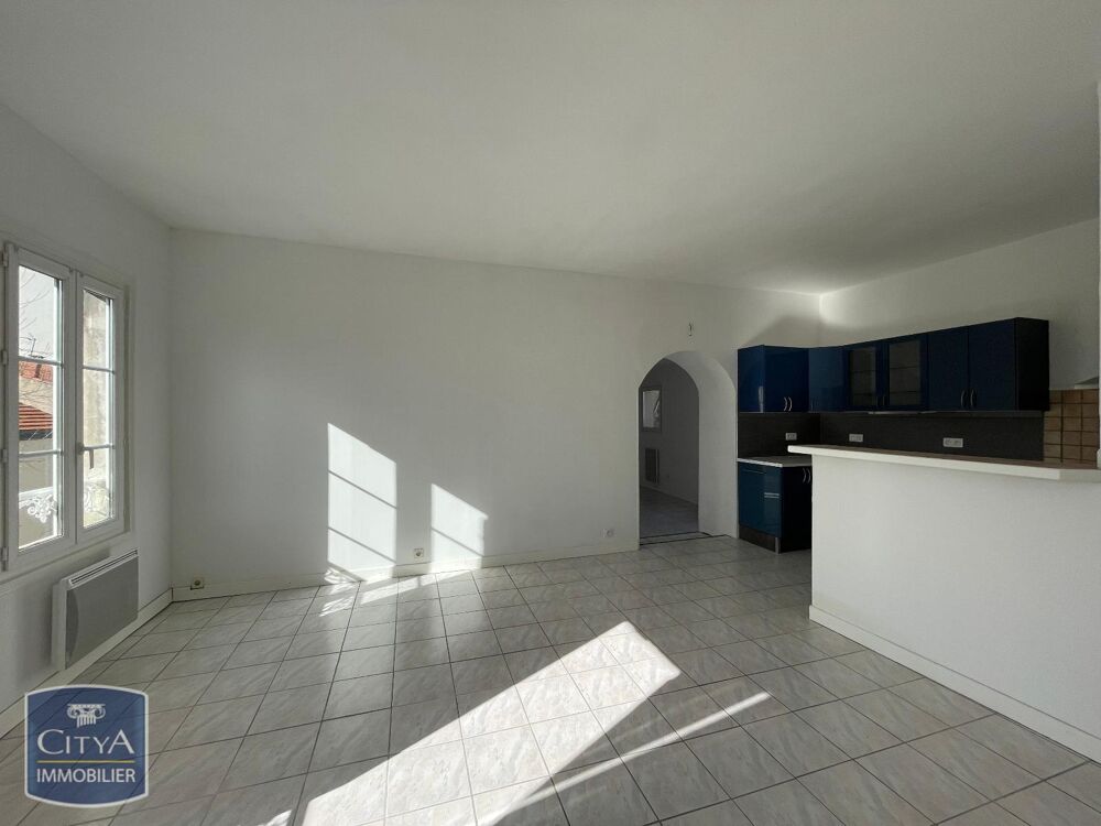 location Appartement - 3 pièce(s) - 79 m² Carpentras (84200)