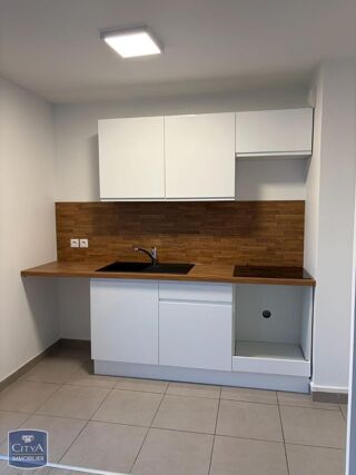  Appartement à louer 3 pièces 60 m²