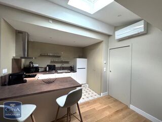  Appartement à louer 2 pièces 72 m²