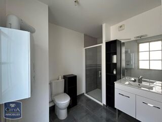  Appartement à louer 2 pièces 47 m²