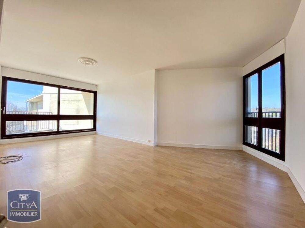 location Appartement - 3 pièce(s) - 80 m² Le Chesnay (78150)