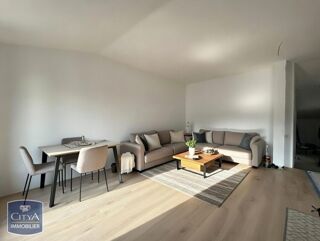  Appartement à louer 3 pièces 50 m²