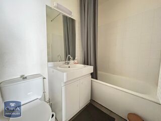  Appartement à louer 2 pièces 32 m²
