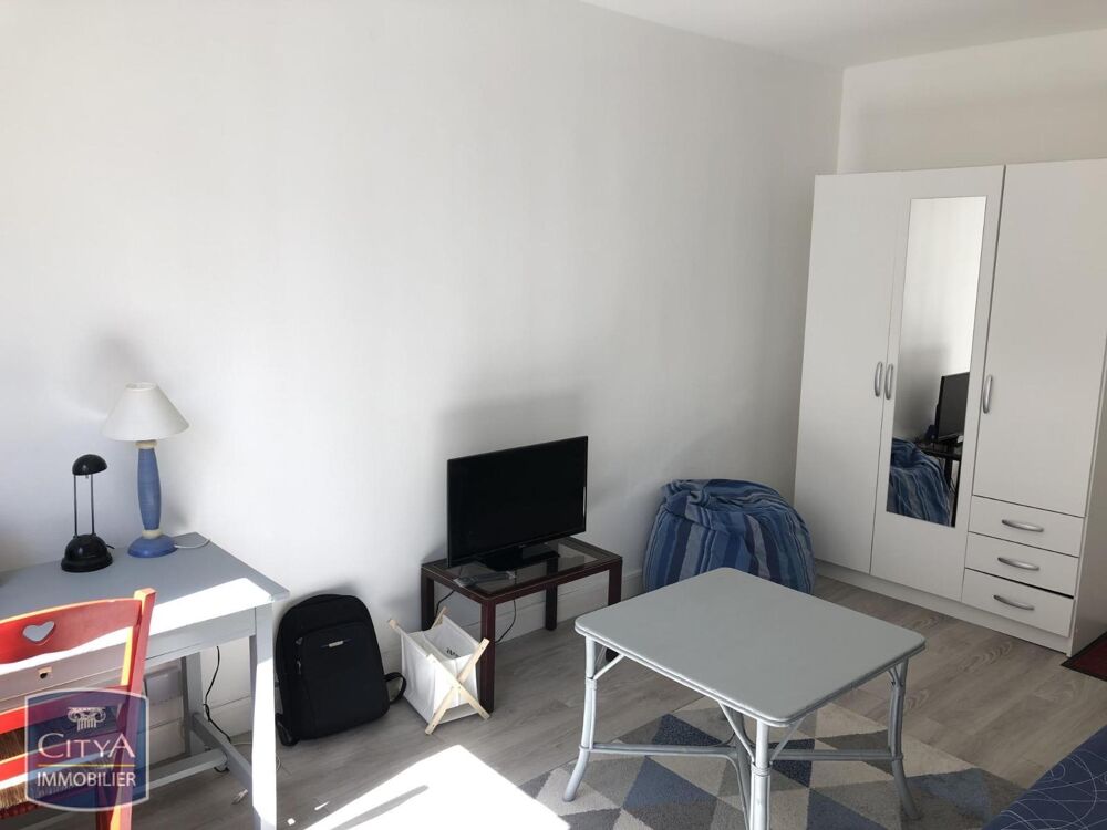 À LOUER : Découvrez ce charmant appartement situé au coeu....