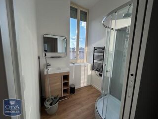  Appartement à louer 2 pièces 38 m²