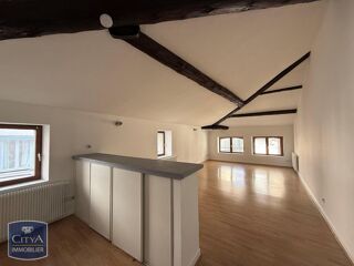 Appartement à louer 3 pièces 80 m²