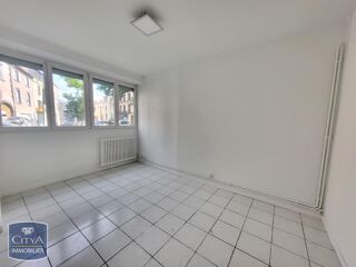  Appartement à louer 3 pièces 60 m²