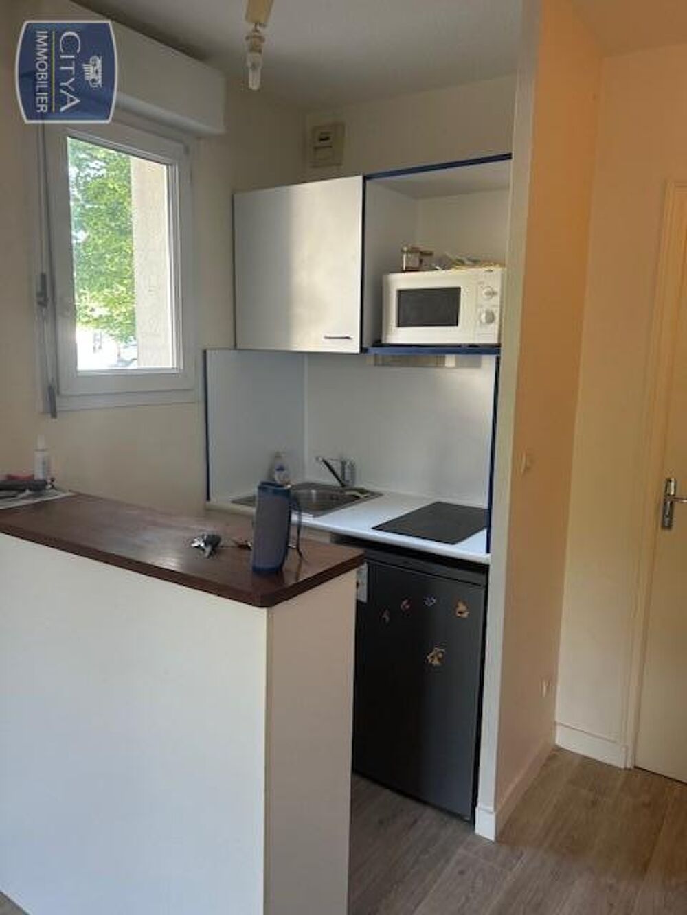 location Appartement - 1 pièce(s) - 25 m² Poitiers (86000)