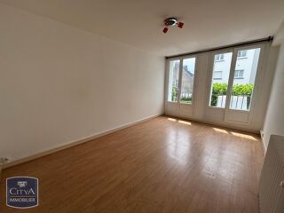  Appartement à louer 2 pièces 38 m²