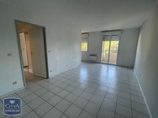  Appartement à louer 3 pièces 52 m²