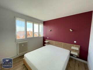  Appartement à louer 3 pièces 49 m²
