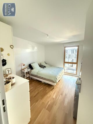  Appartement à louer 3 pièces 57 m²