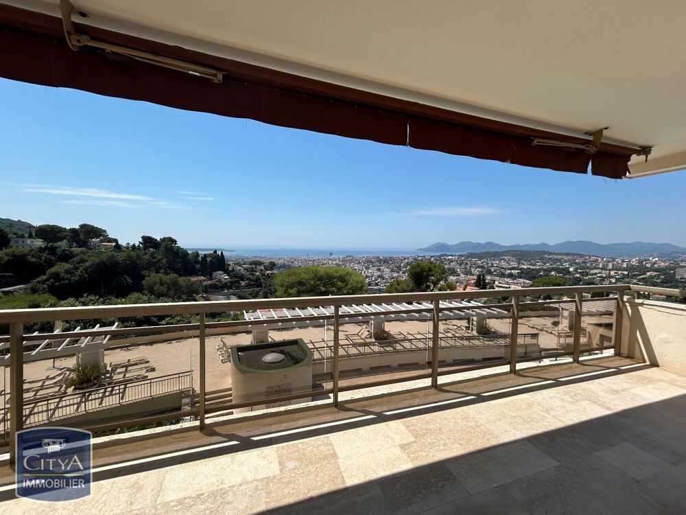 A LOUER - LE CANNET - TRES GRAND 3 PIECES AVEC VUE MER, ....