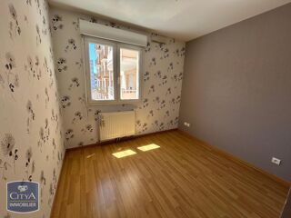  Appartement à louer 3 pièces 83 m²