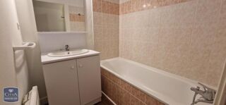 Appartement à louer 3 pièces 66 m²