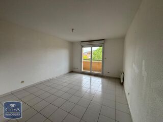  Appartement à louer 3 pièces 56 m²