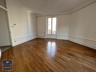  Appartement à louer 3 pièces 82 m²