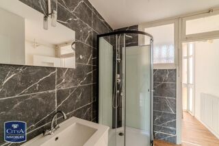  Appartement à louer 4 pièces 75 m²