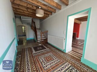  Maison à louer 7 pièces 402 m²