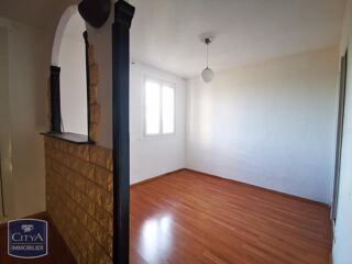  Appartement à louer 3 pièces 64 m²