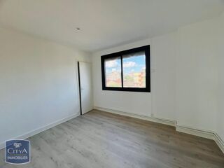  Appartement � louer 4 pi�ces 74 m�