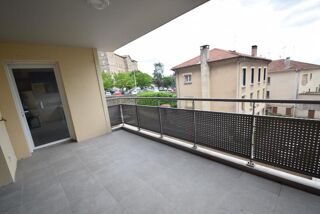  Appartement à louer 2 pièces 51 m²