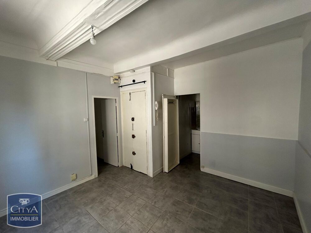 À LOUER : Découvrez ce charmant appartement T1 situé au ....