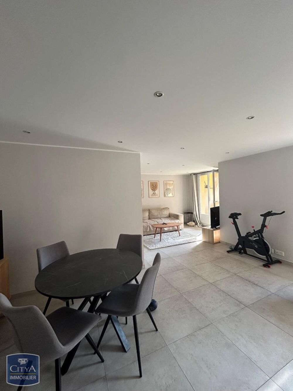 location Appartement - 3 pièce(s) - 78 m² Roquebrune-Cap-Martin (06190)
