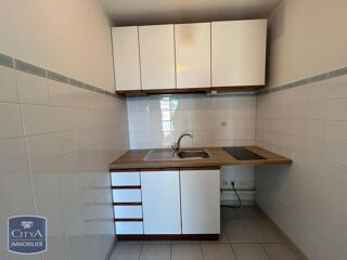 location Appartement - 1 pièce(s) - 25 m² Saint-Raphaël (83700)