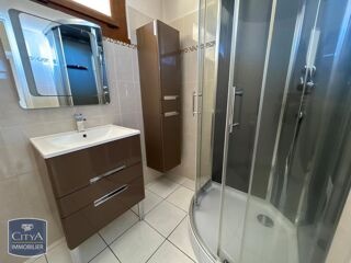  Appartement à louer 3 pièces 73 m²