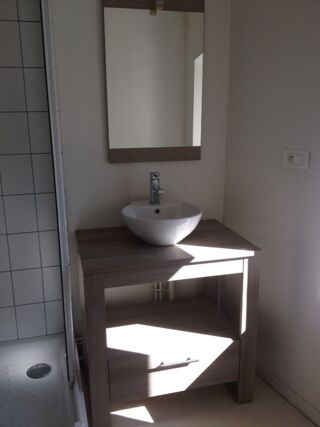  Appartement à louer 1 pièce 27 m²