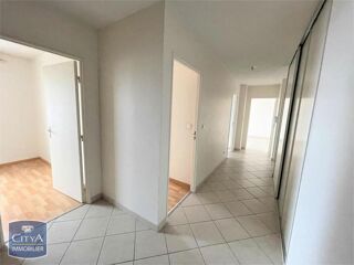  Appartement à louer 3 pièces 71 m²